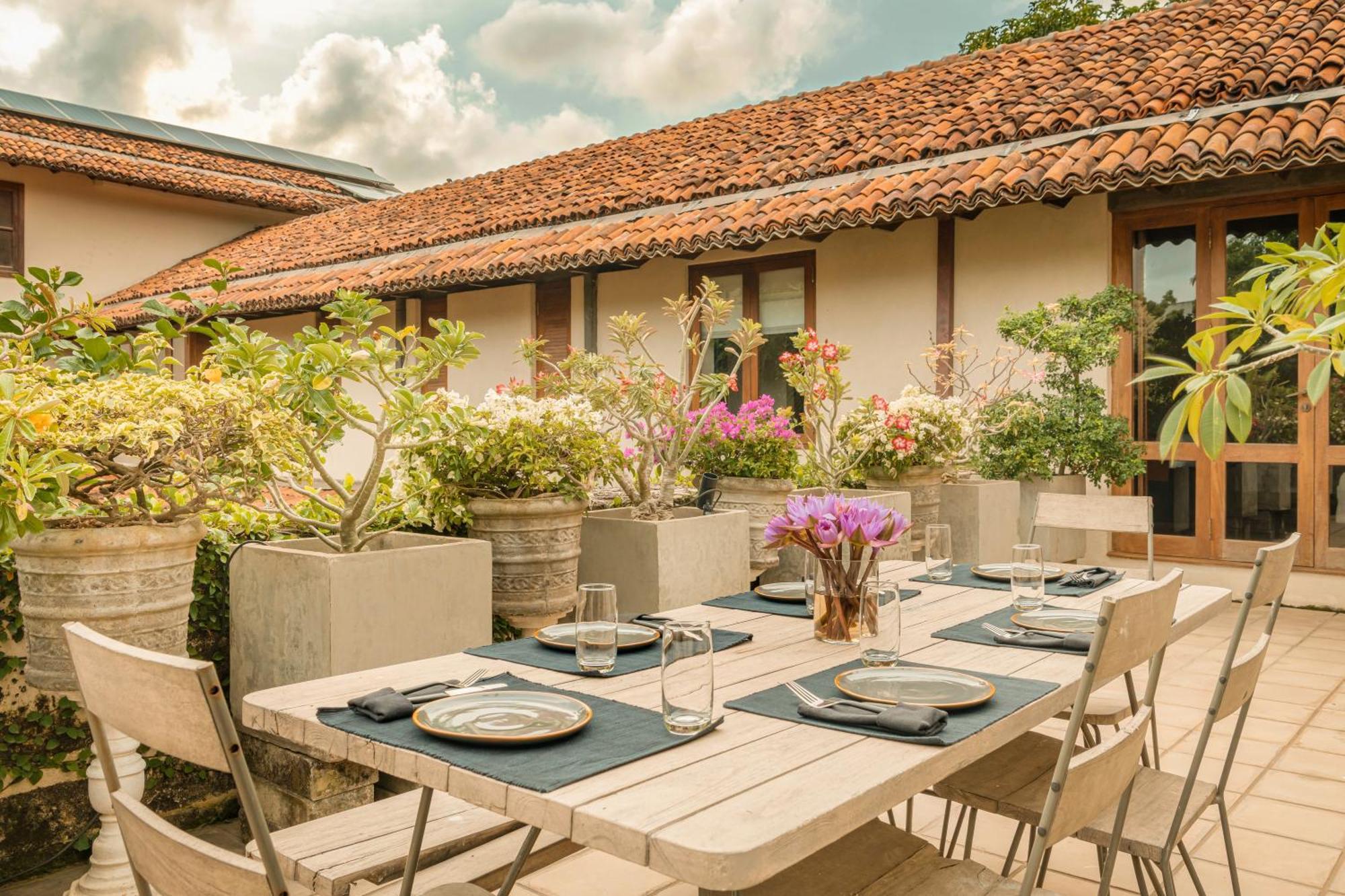 Ishq Colombo Bed & Breakfast Екстериор снимка
