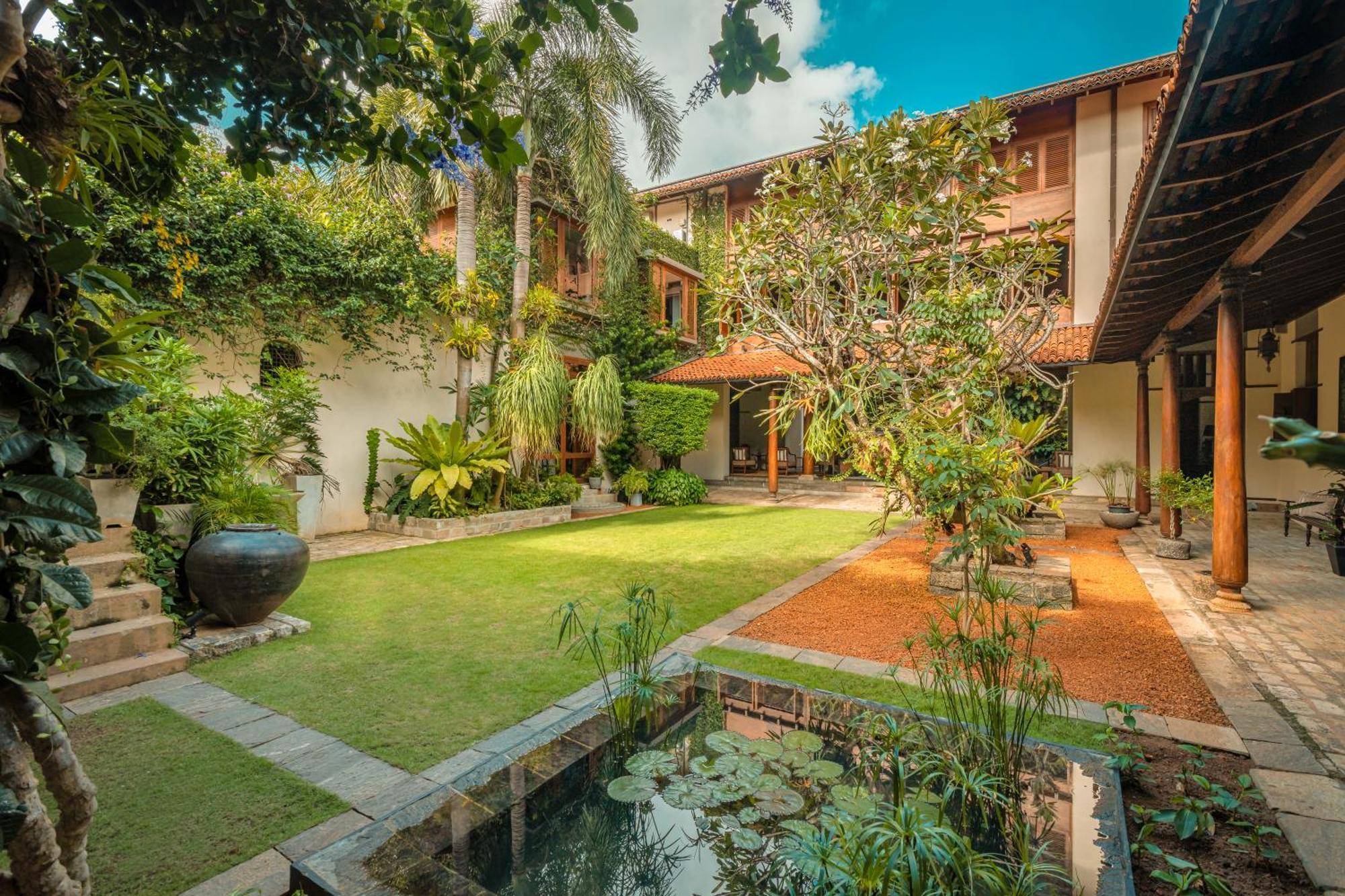 Ishq Colombo Bed & Breakfast Екстериор снимка